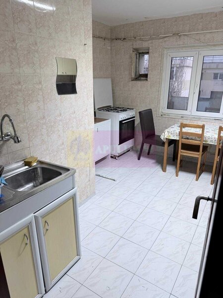 Apartament 3 camere / zona Colentina